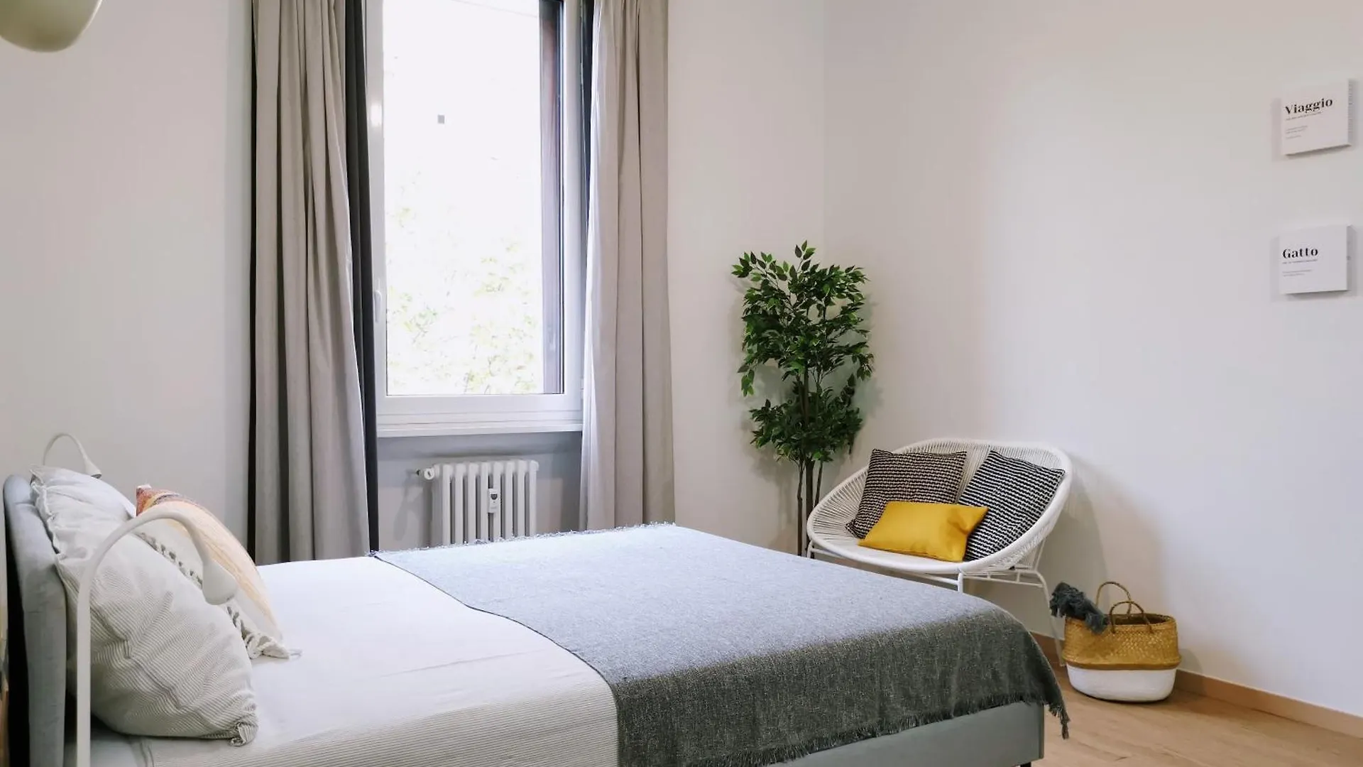 Casamilano 50 Meters From The Metro Apartment Italy